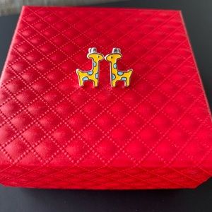 Brand new 925cute Giraffe Silver Studs brand new